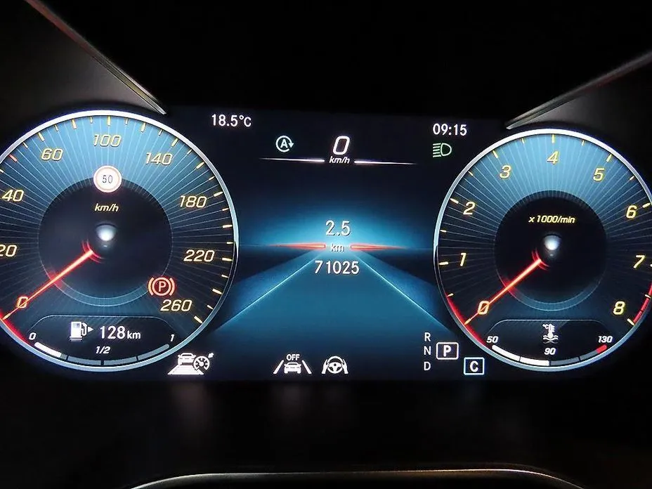 Mercedes-Benz GLC-Class 2022 из KR, фото 2