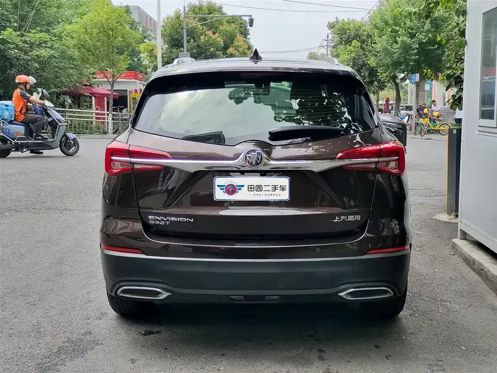 Buick Envision Plus — фото 3