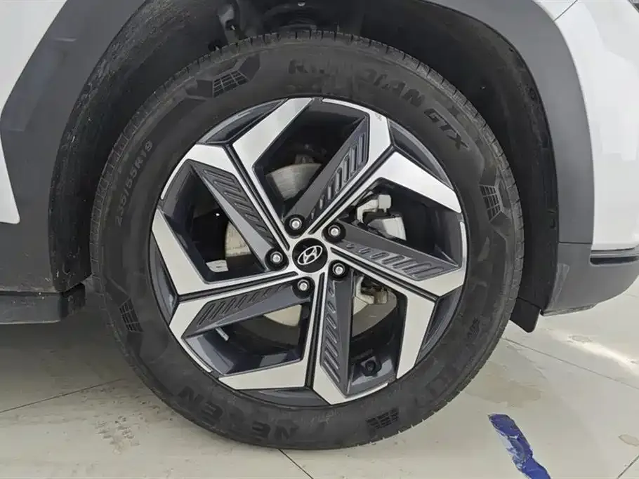 Hyundai Tucson — фото 6