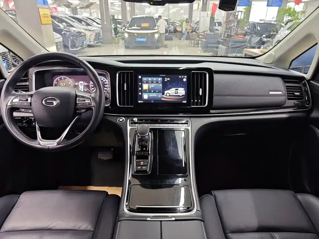 GAC Motor Trumpchi M8 — фото 9
