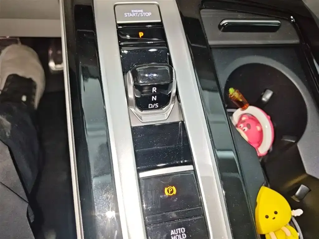Volkswagen Tavendor 2023 из CN, фото 10