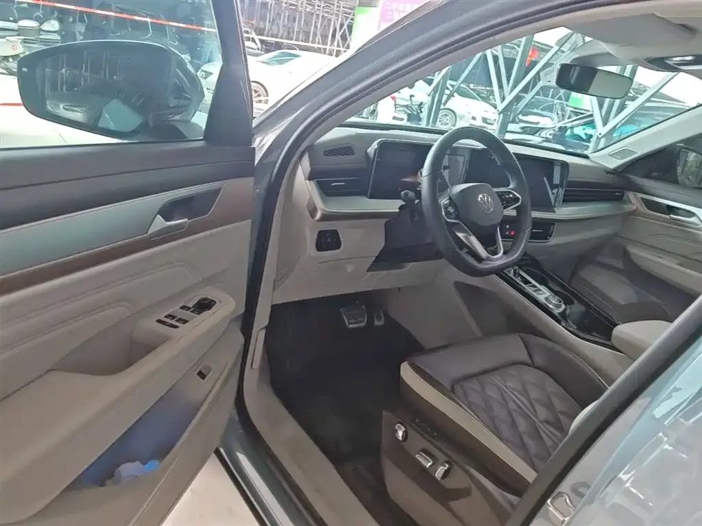 Volkswagen Tavendor 2023 из CN, фото 8