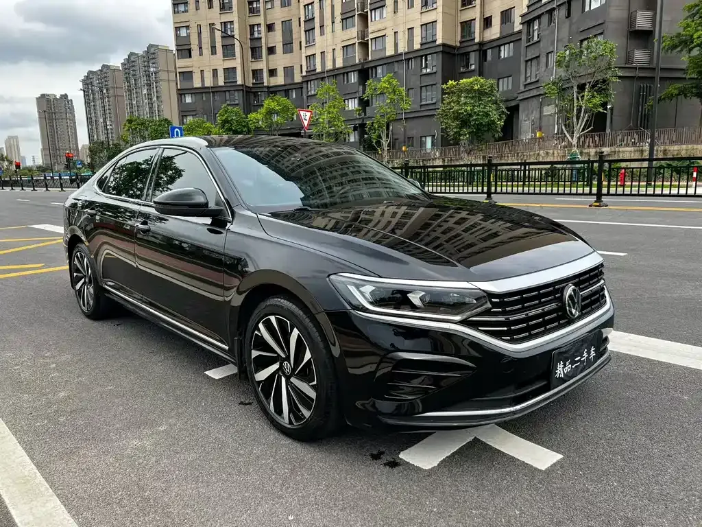 Volkswagen Passat — фото 6