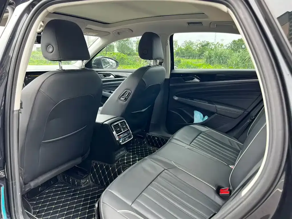 Volkswagen Passat — фото 3