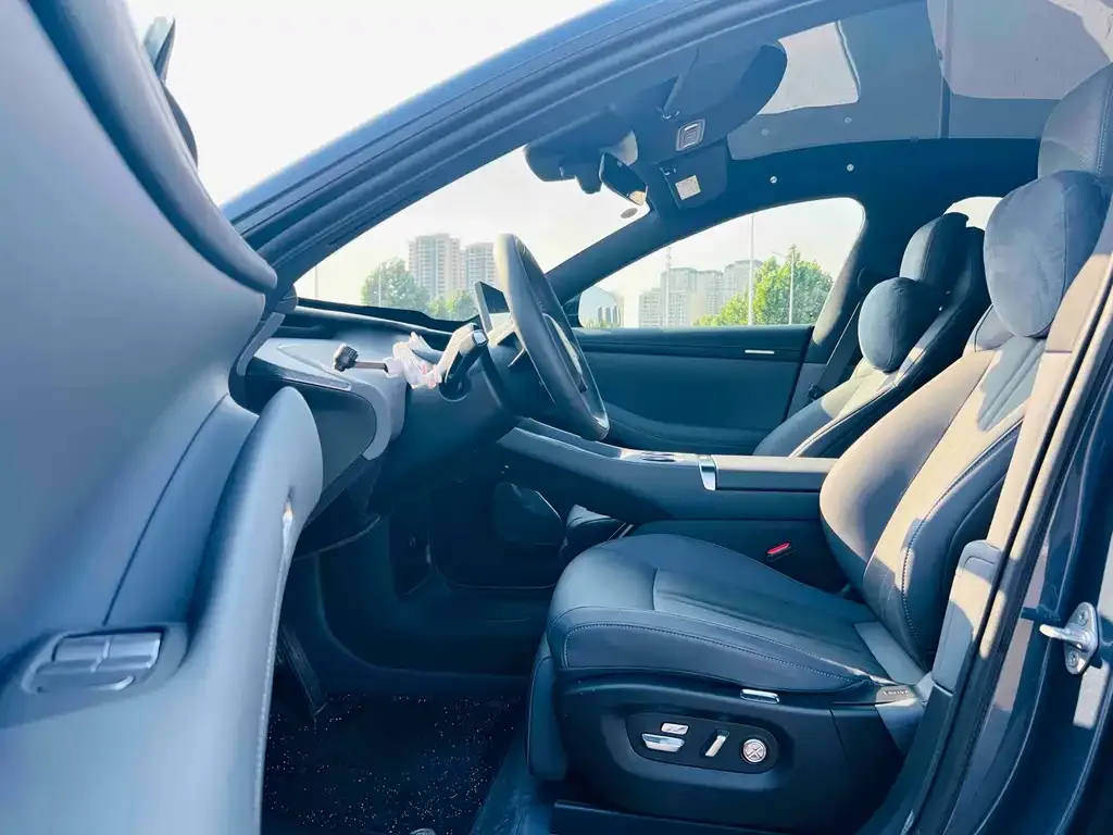 Xiaomi YU7 — фото 4
