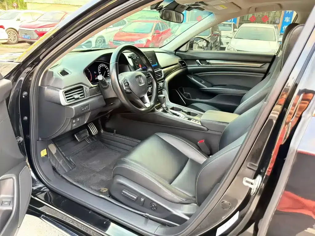 Honda Accord 2022 из CN, фото 5