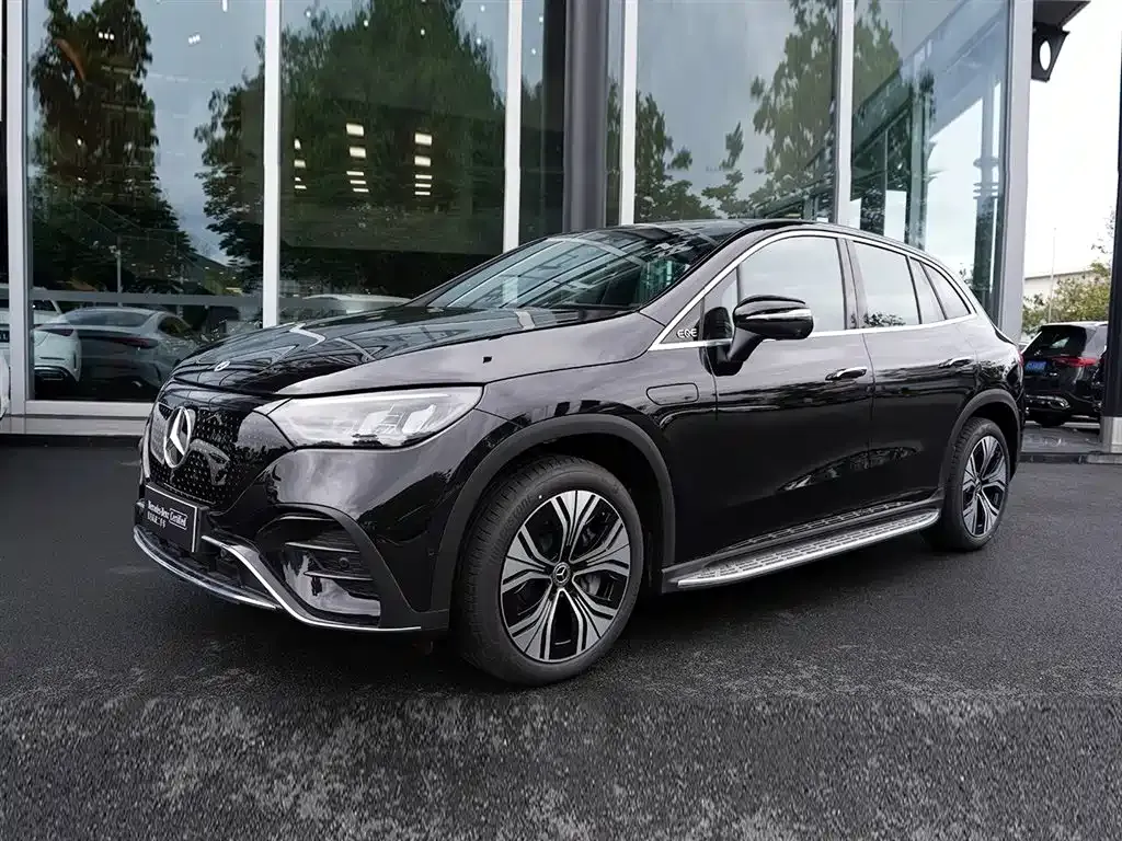 Mercedes-Benz EQE SUV — фото 1
