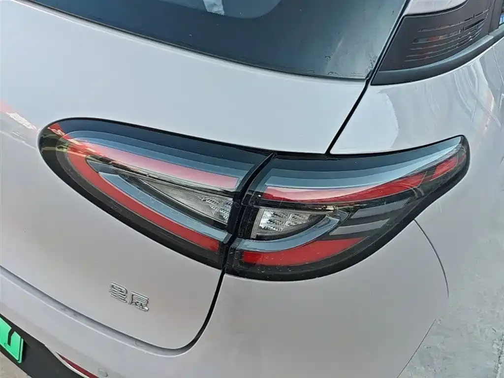Geely Starburst — фото 10