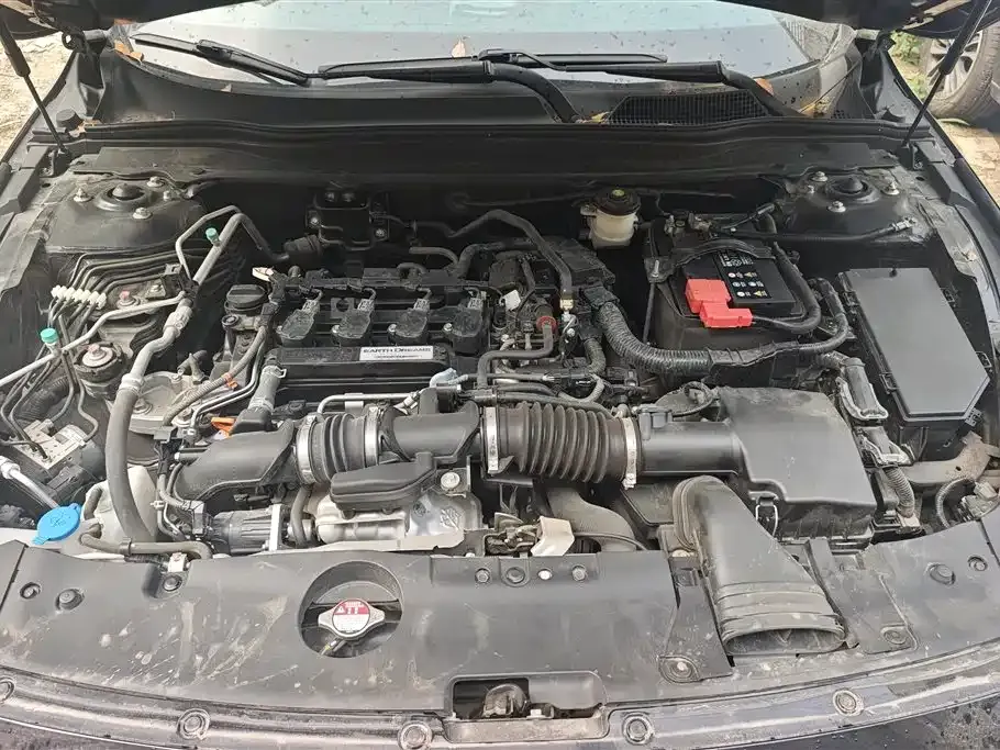 Honda Accord — фото 4