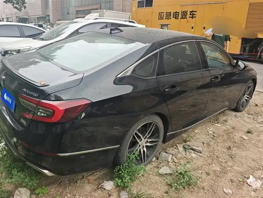Honda Accord — фото 5