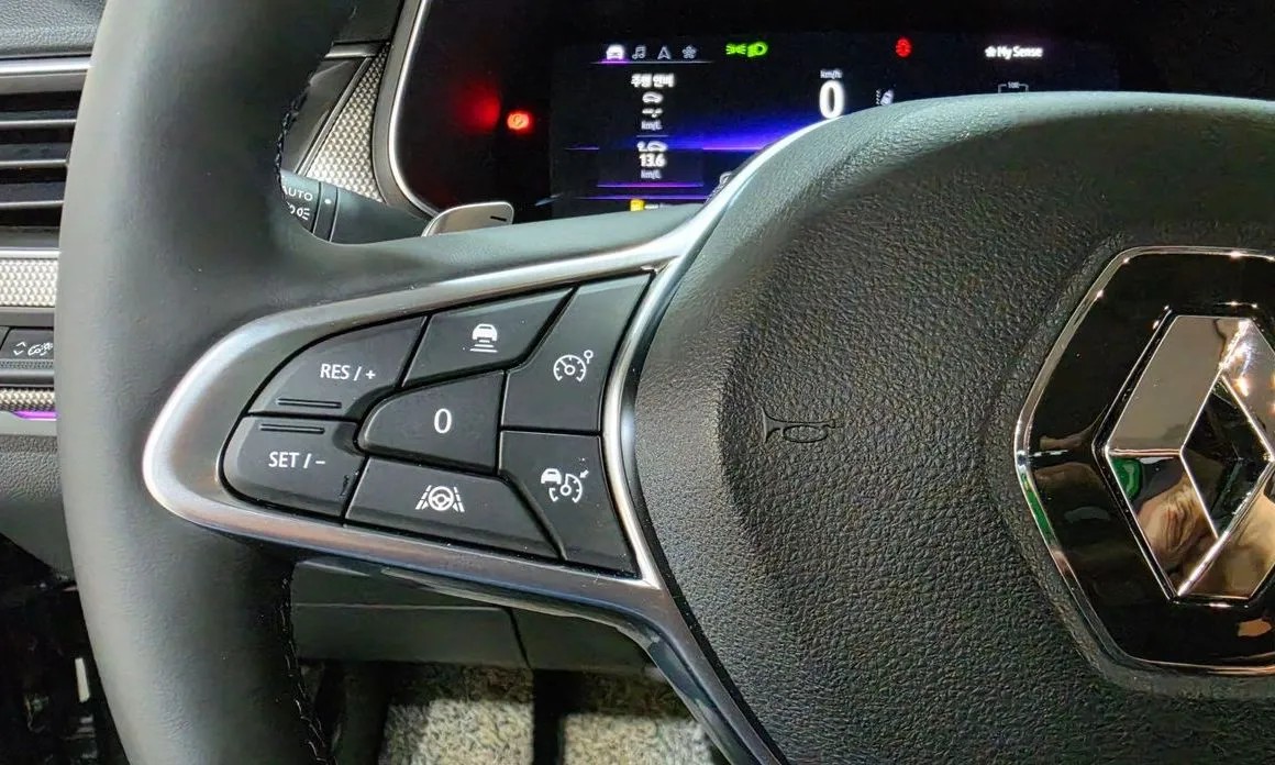Renault Korea (Samsung) XM3 — фото 9
