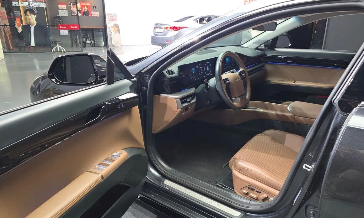 Hyundai Grandeur 2023 из KR, фото 7