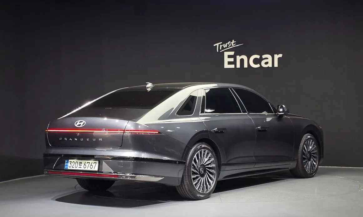 Hyundai Grandeur 2023 из KR, фото 8
