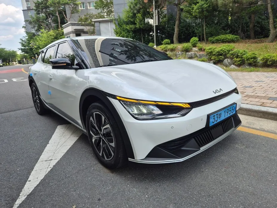 Kia EV6 2023 из KR, фото 7