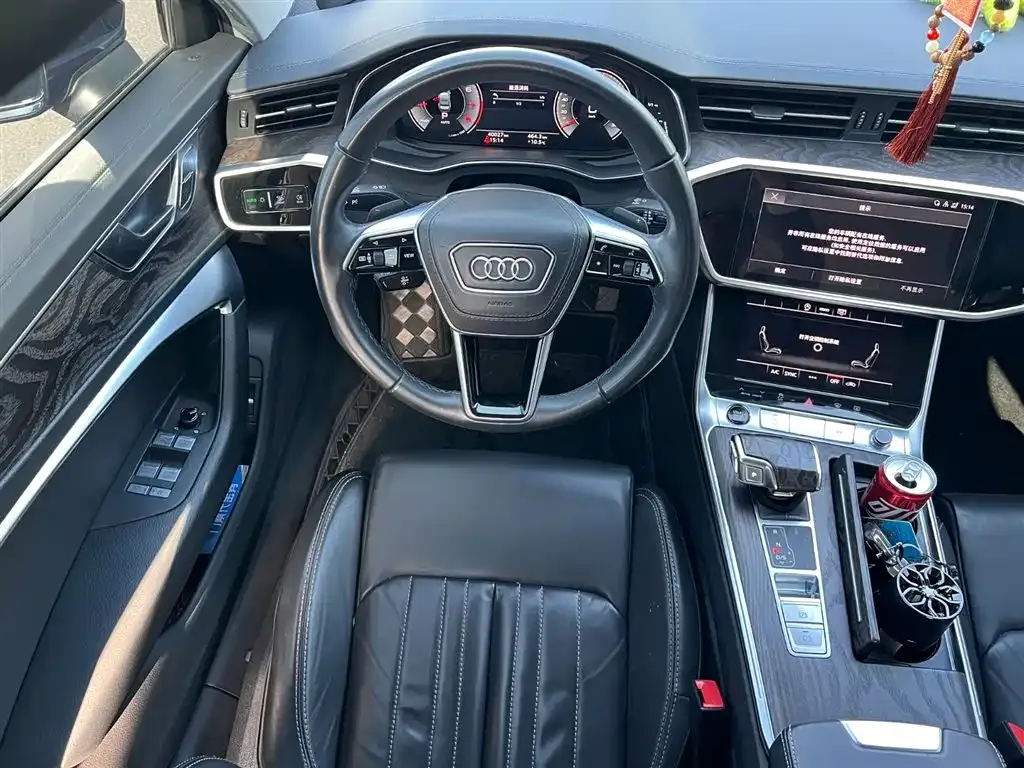 Audi A6L — фото 7