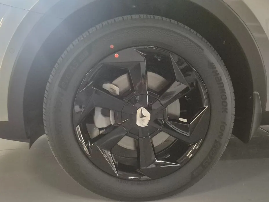 Kia Sorento — фото 6