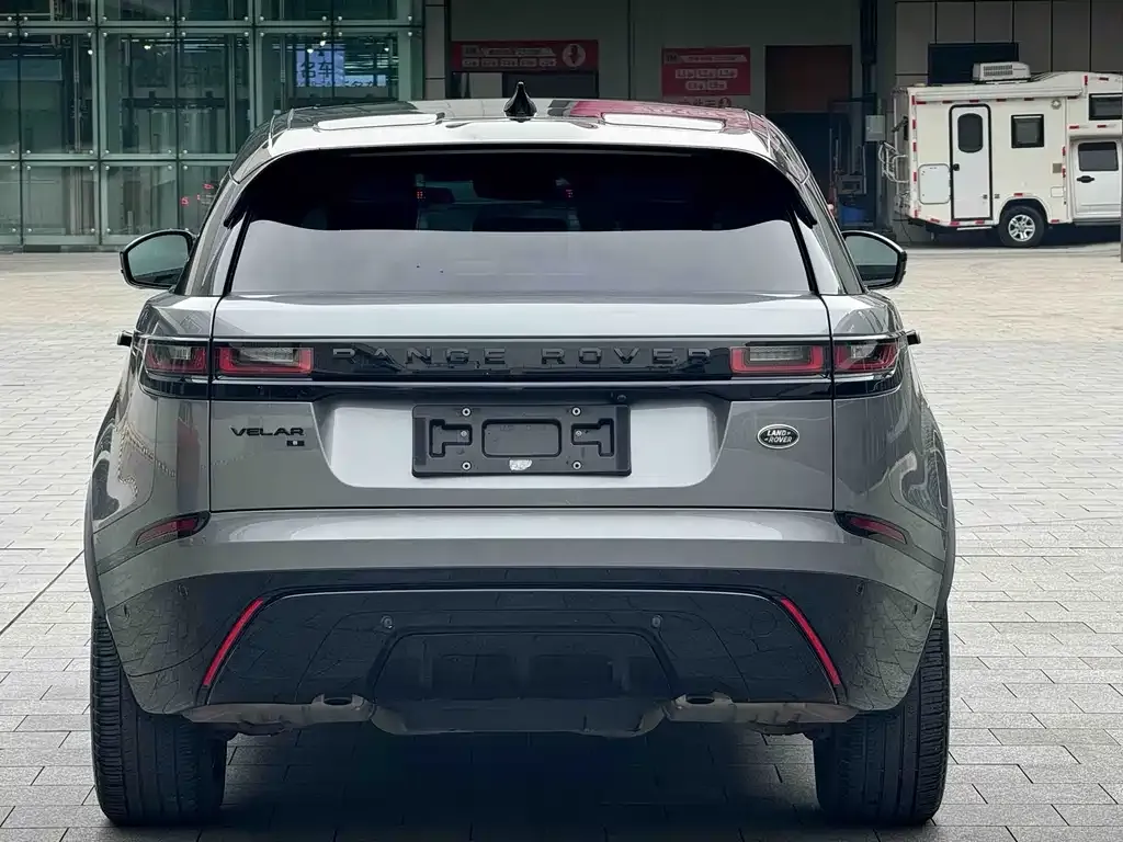 Land Rover Velar — фото 7