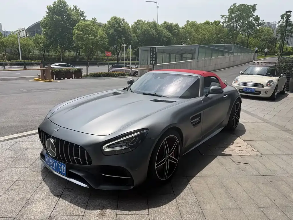 Mercedes-Benz AMG GT — фото 1