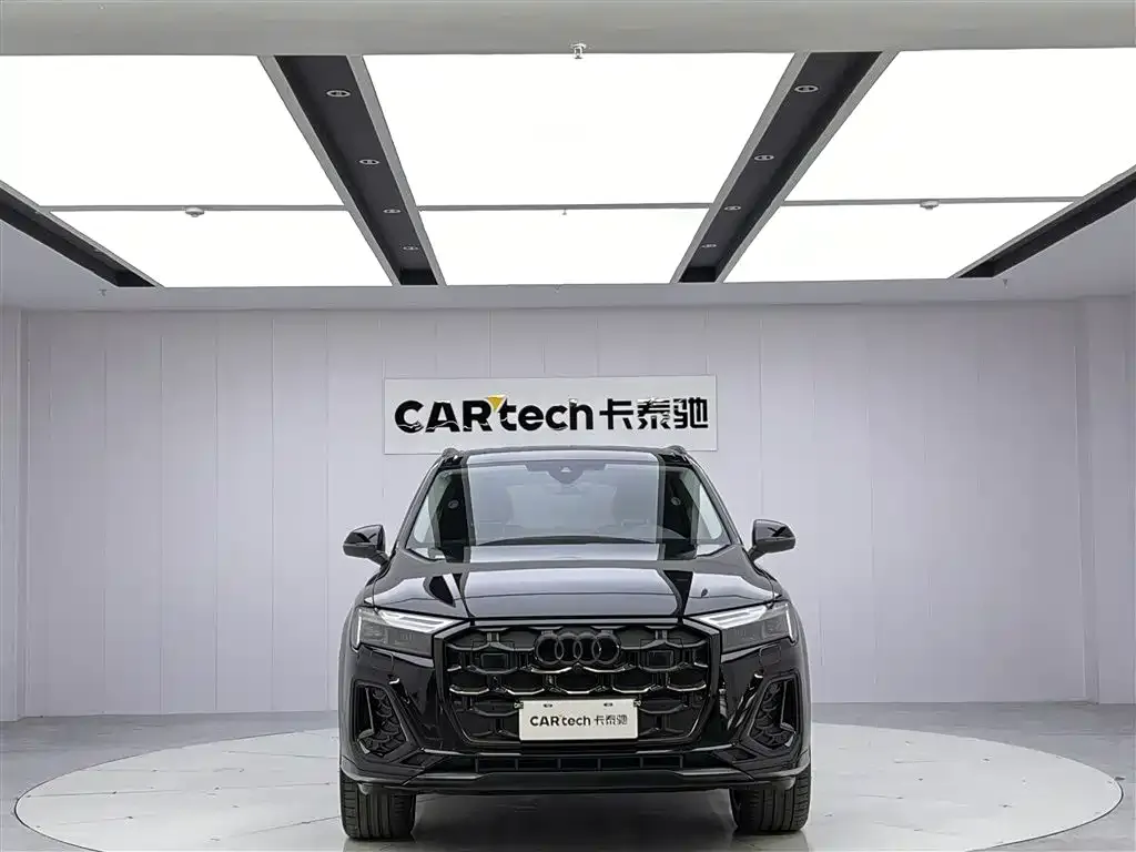Audi Q7 — фото 5