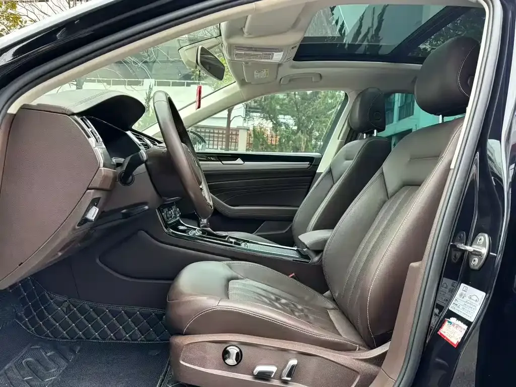 Volkswagen Phideon 2022 из CN, фото 6