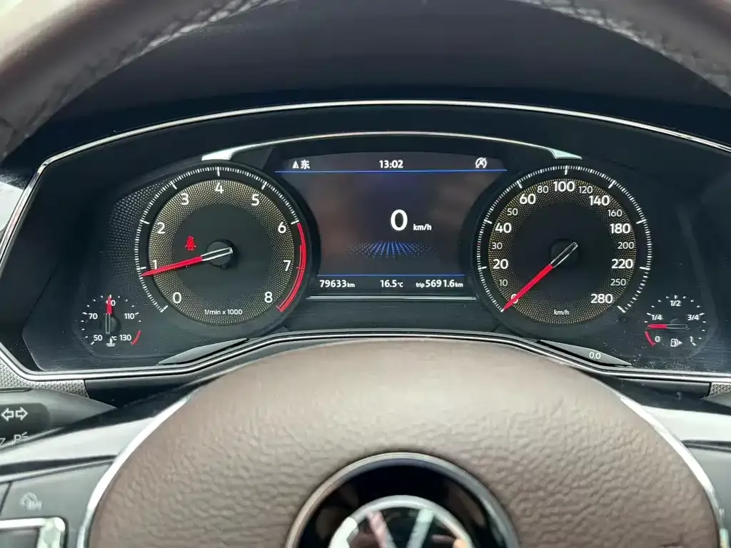 Volkswagen Phideon 2022 из CN, фото 2