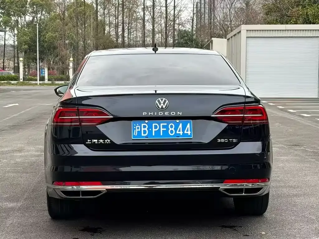 Volkswagen Phideon 2022 из CN, фото 3