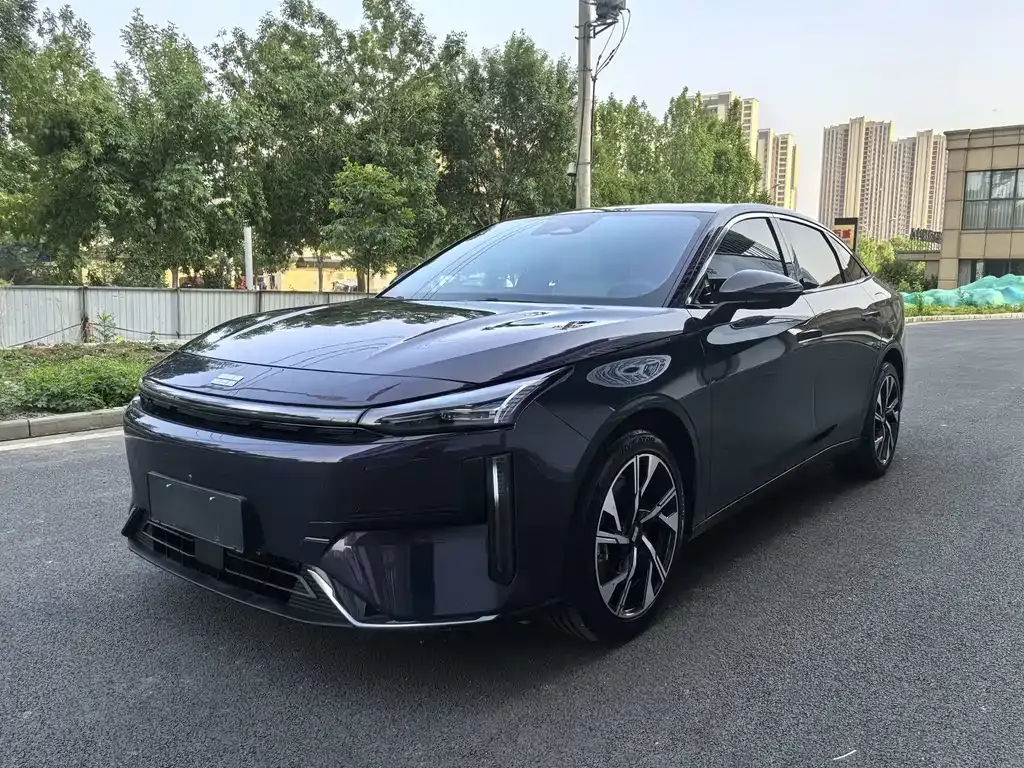 Geely Galaxy L6