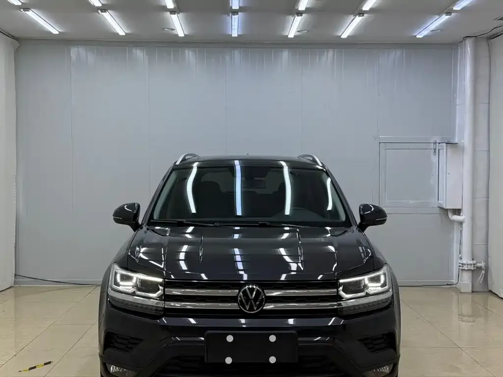 Volkswagen Tharu — фото 3