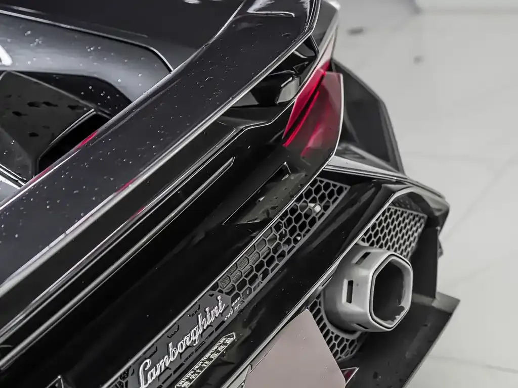 Lamborghini Huracan — фото 10