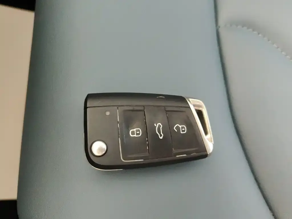 Volkswagen Tharu — фото 6