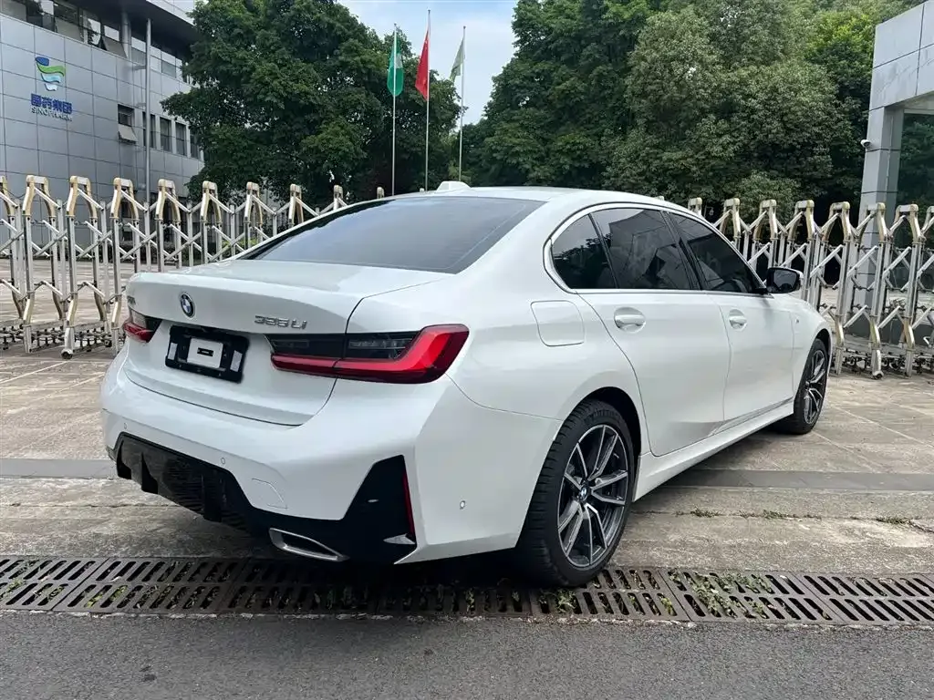 BMW 3 Series — фото 10