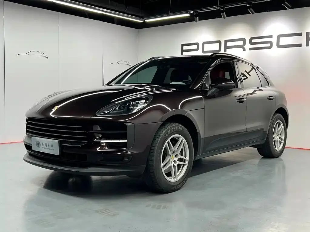 Porsche Macan — фото 1