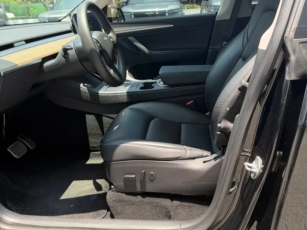 Tesla Model Y 2022 из CN, фото 10