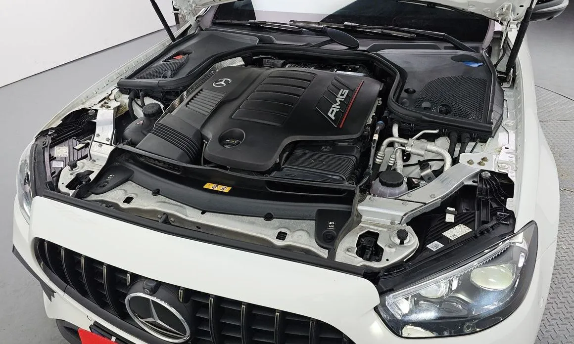 Mercedes-Benz E-Class 2023 из KR, фото 9