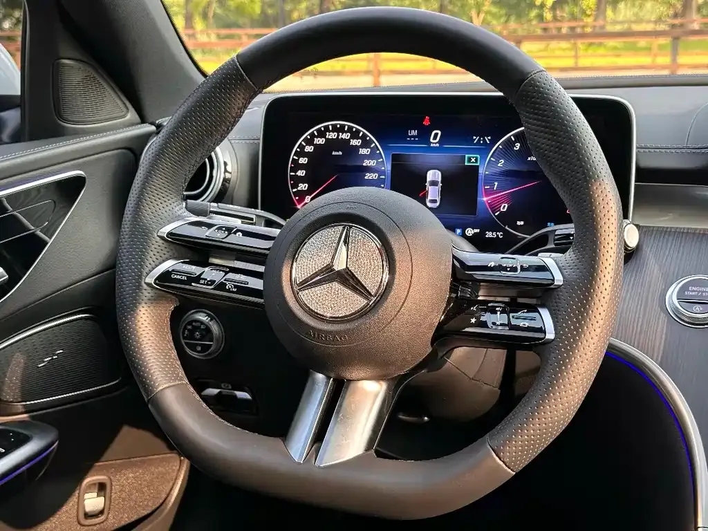Mercedes-Benz C-Class 2023 из CN, фото 6