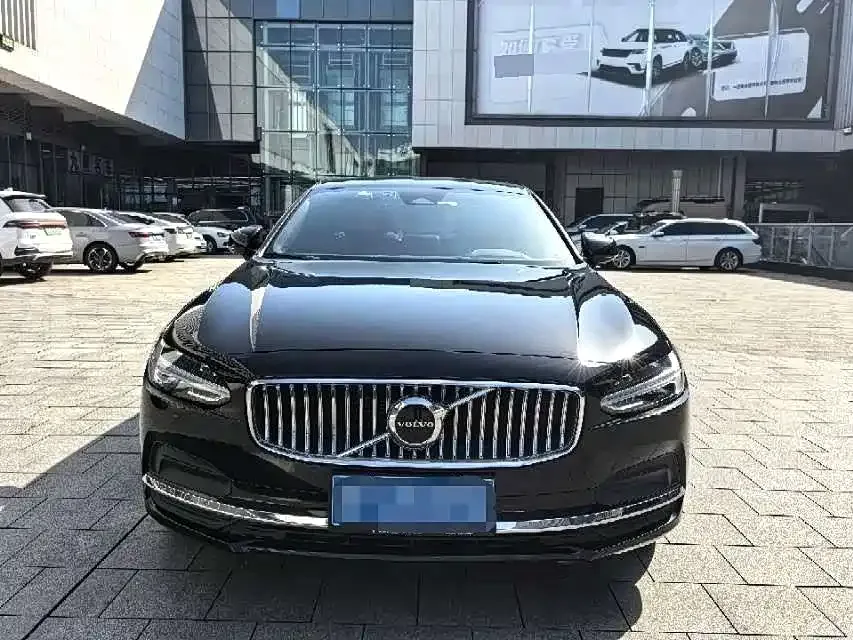 Volvo S90 — фото 7