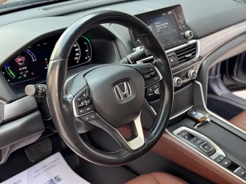 Honda Inspire — фото 4