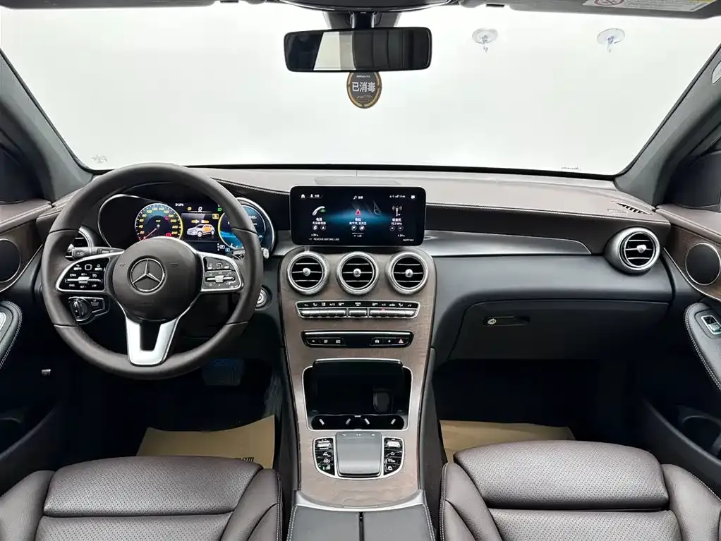 Mercedes-Benz GLC — фото 4