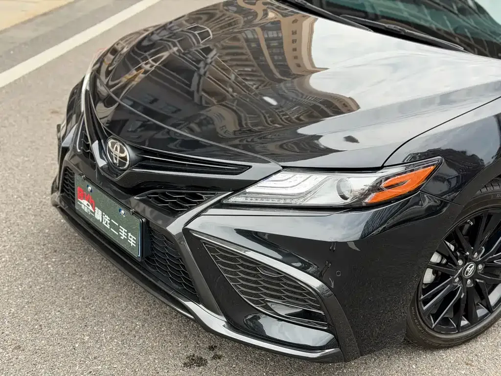 Toyota Camry 2023 из CN, фото 5
