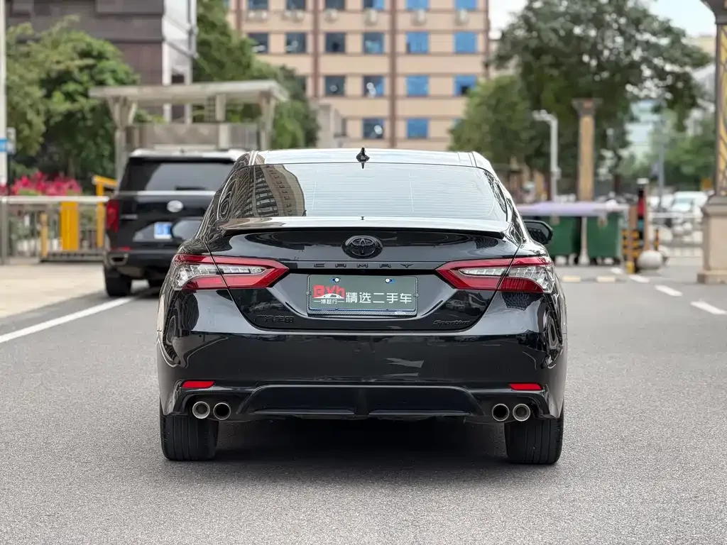 Toyota Camry 2023 из CN, фото 6