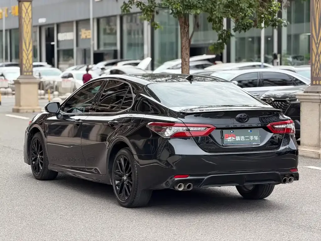 Toyota Camry 2023 из CN, фото 7