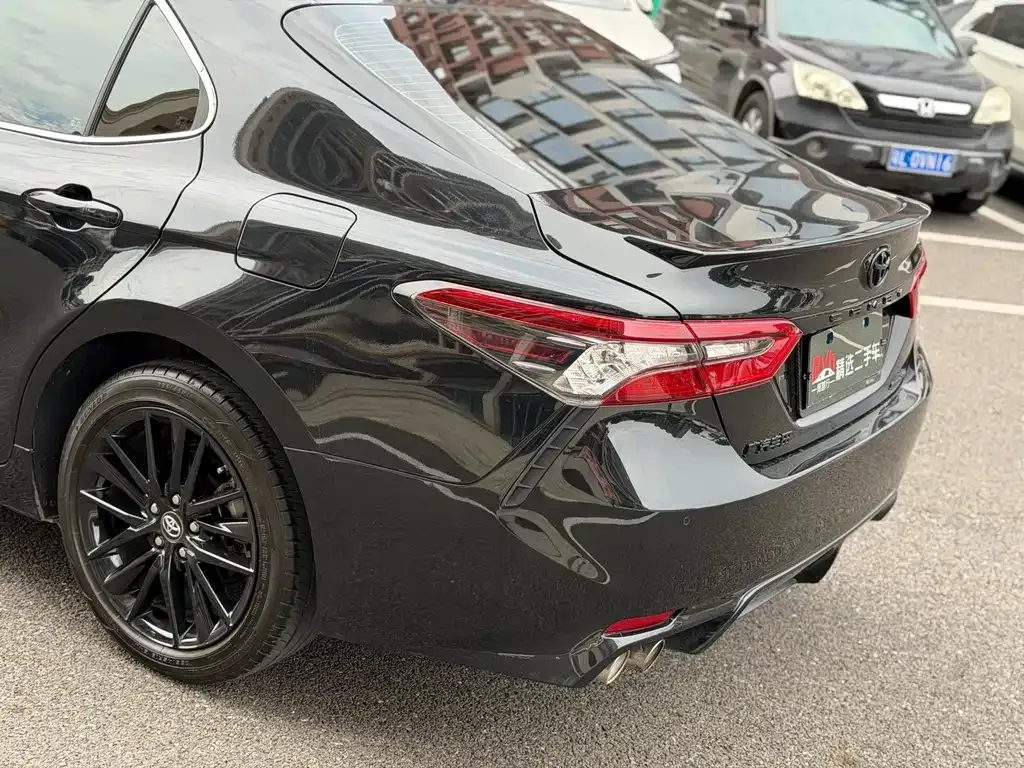 Toyota Camry 2023 из CN, фото 9