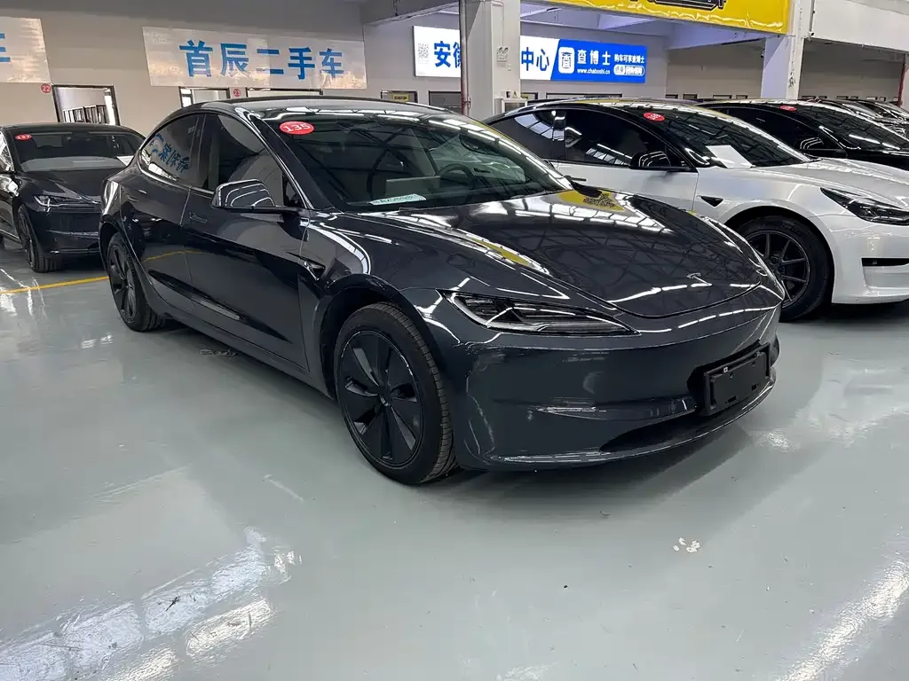 Tesla Model 3 — фото 7