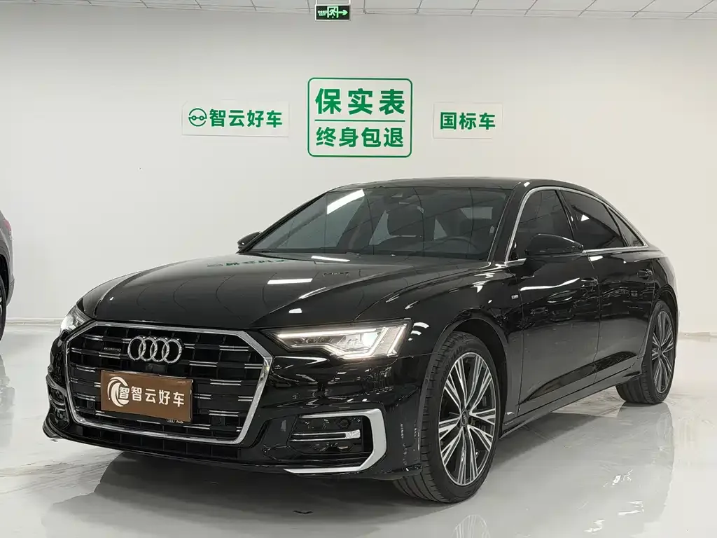 Audi A6L — фото 1