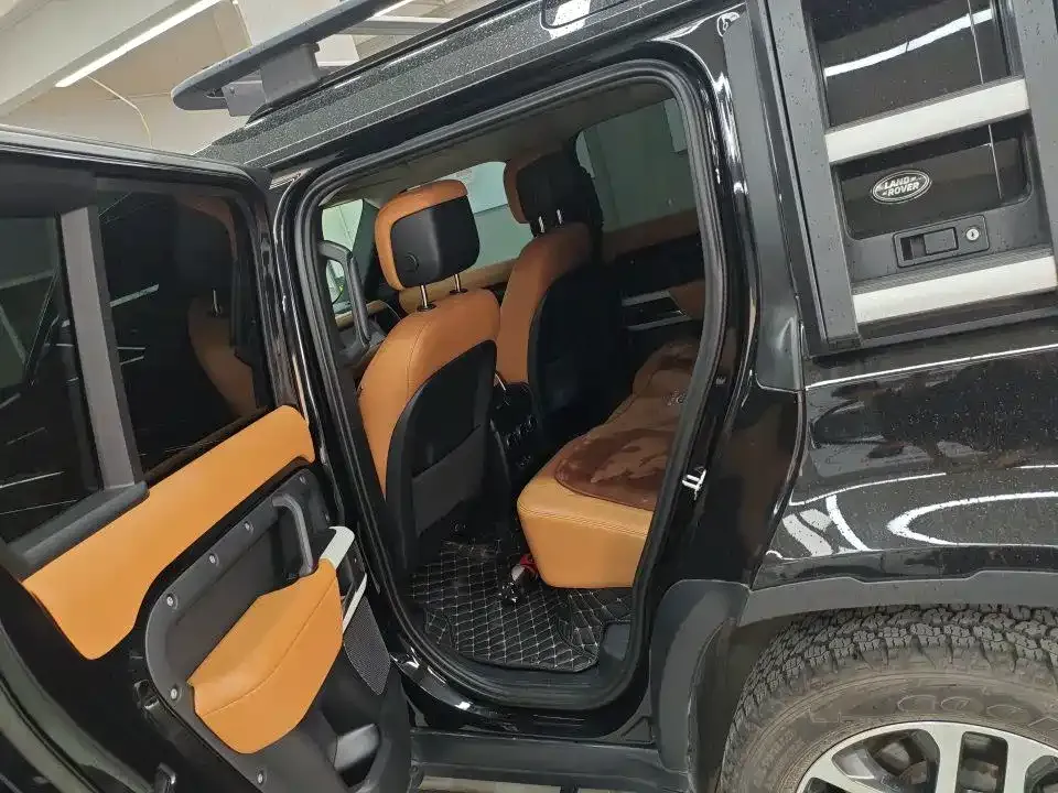 Land Rover Defender — фото 3