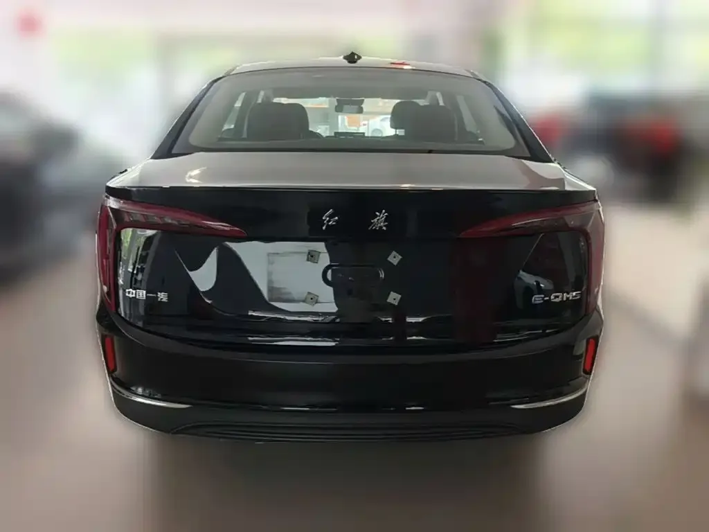 Hongqi E-QM5 2024 из CN, фото 3