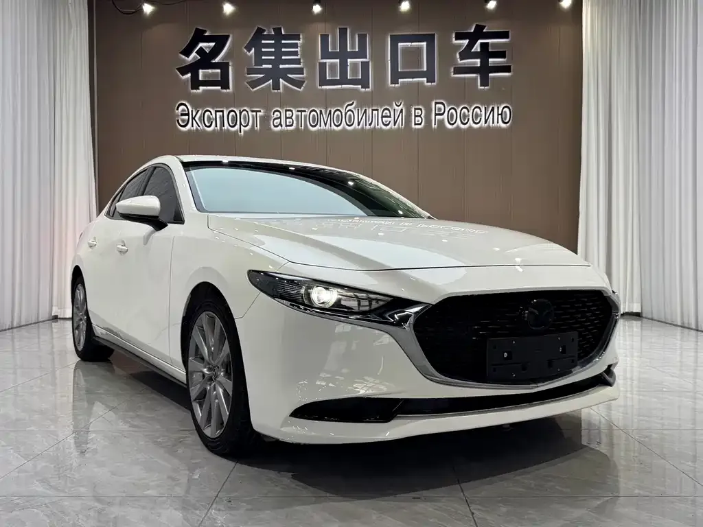 Mazda 3 Axela — фото 7
