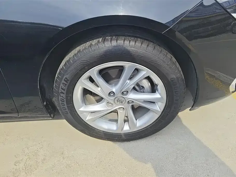 Buick Regal — фото 4
