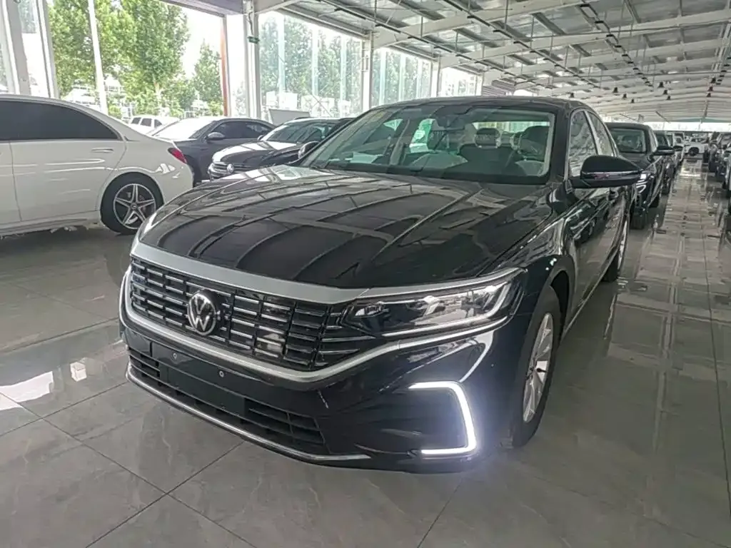 Volkswagen 帕萨特插电混动 — фото 1