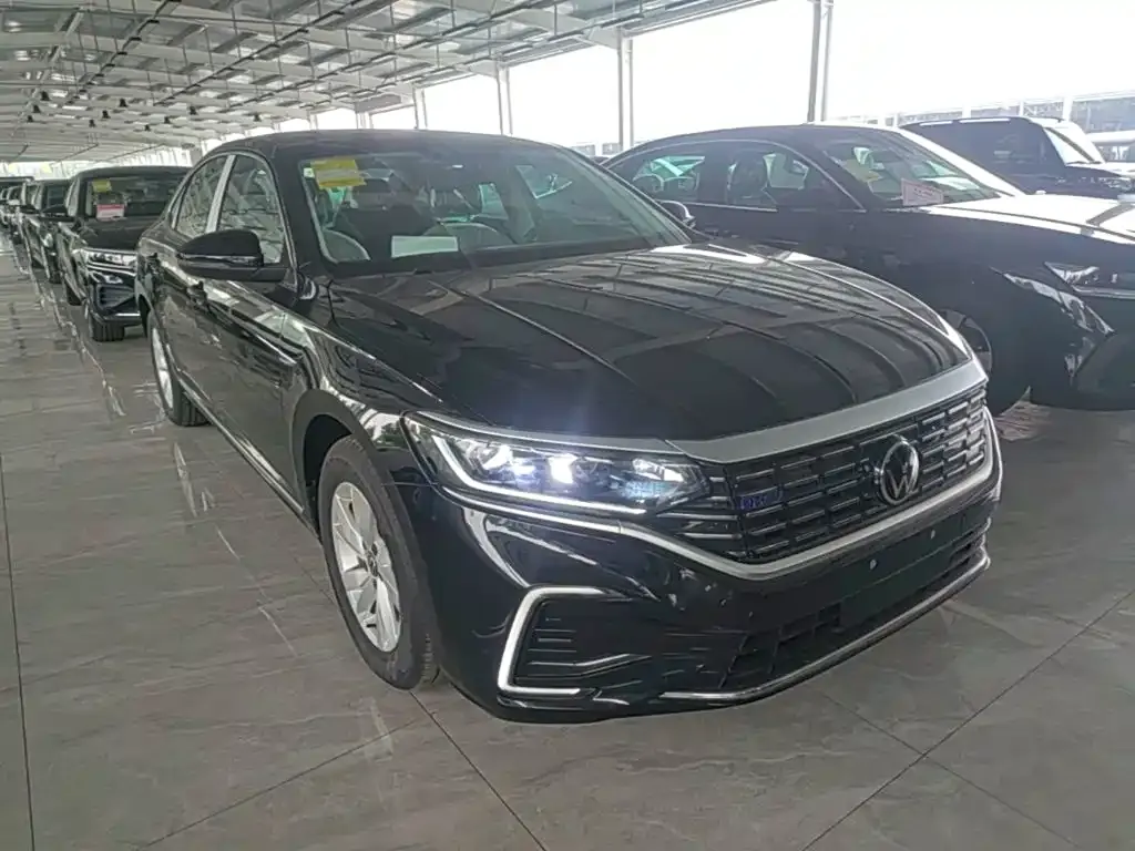 Volkswagen 帕萨特插电混动 — фото 6